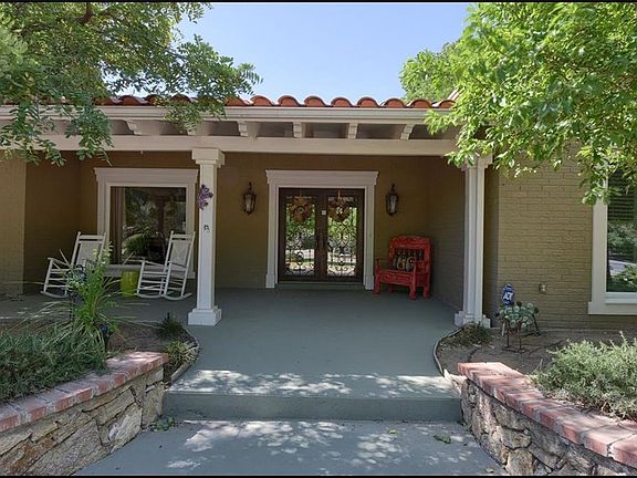 4th image of 706 Coeur Dalene Cir