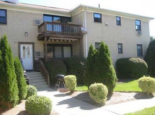130 W Sneden Pl, Spring Valley, NY 10977