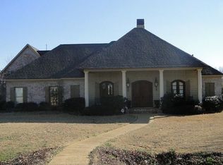 122 Beaufort Cir, Madison, MS 39110