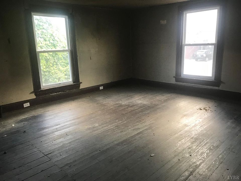 2nd image of 86 Federal St