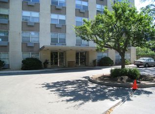1440 Sheridan Rd UNIT LL101, Wilmette, IL 60091