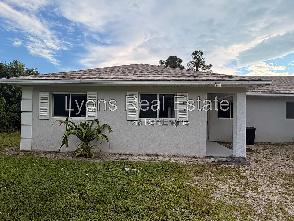 141 Meadow Rd