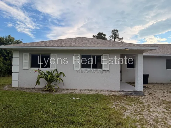 141 Meadow Rd, Lehigh Acres, FL 33973