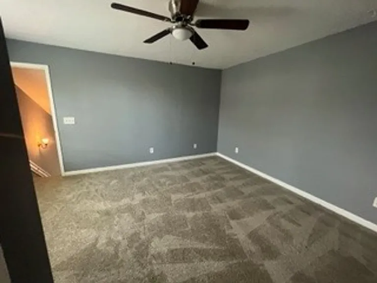 1206 Stephen Dr #1 — Photo 16
