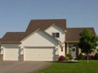 812 36th St W, Hastings, MN 55033