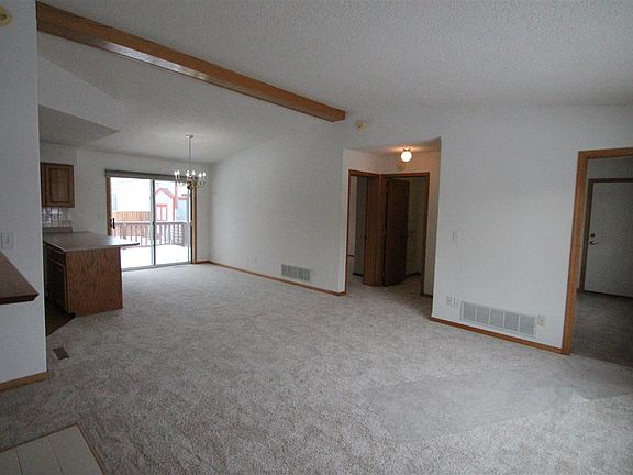 3rd image of 1220 N Broadway Ave