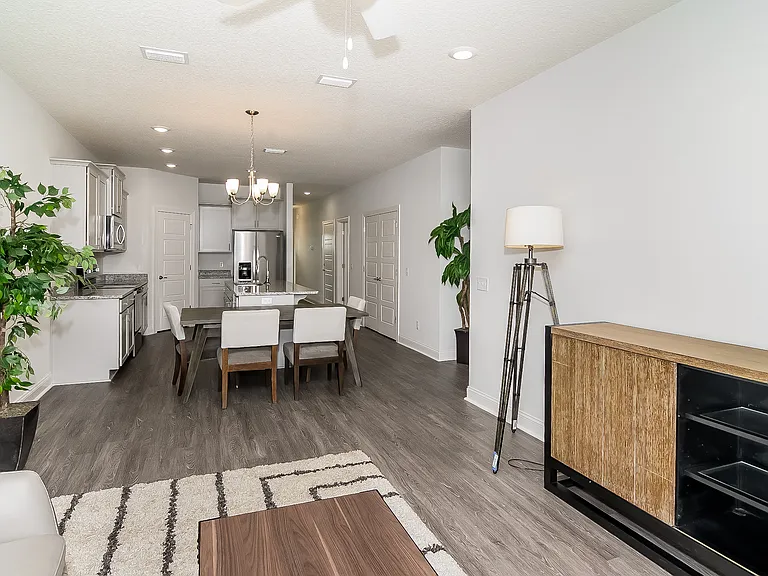 1084 Walker Point Way — Photo 7