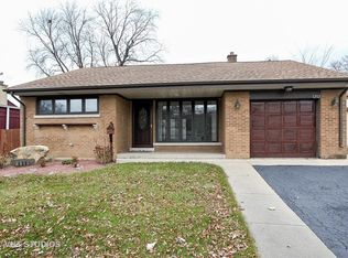 1202 W Central Rd, Mount Prospect, IL 60056