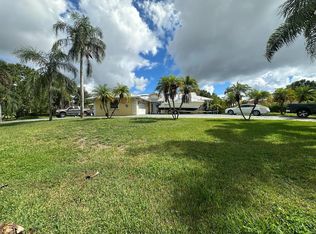 2085 SE Hanford Rd, Port Saint Lucie, FL 34952