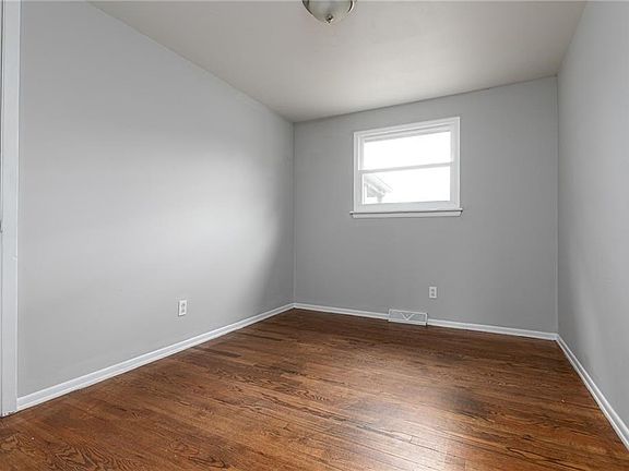 4th image of 725 Pottawatomie St