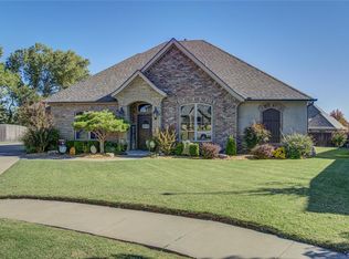 2204 Rockbridge Ct, Yukon, OK 73099