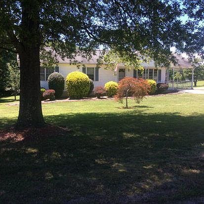 1st image of 272 McNeely Ln