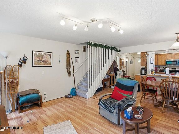 4th image of 2500 W Snowcrest Dr