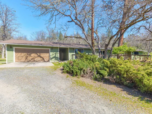 15 Twin Oaks Dr, Jacksonville, OR 97530