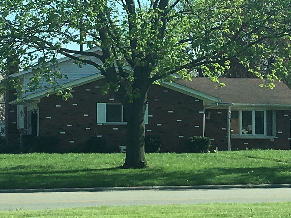 2nd image of 25705 Gibraltar Rd