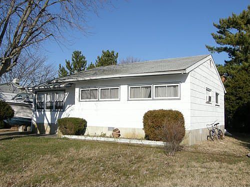 5th image of 213 Batrtram Ave