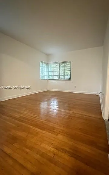 1561 Lenox Ave #11 — Photo 9
