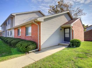 1123 Laura Dr #0, Champaign, IL 61822