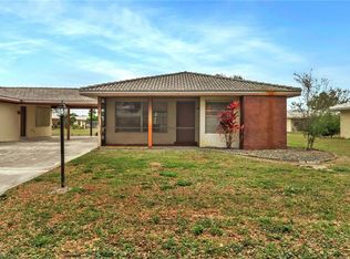 3 Parkwood Villas Ct, Lehigh Acres, FL 33936