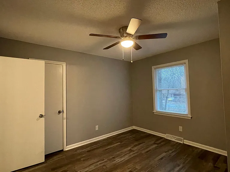205 Lancaster Rd — Photo 16