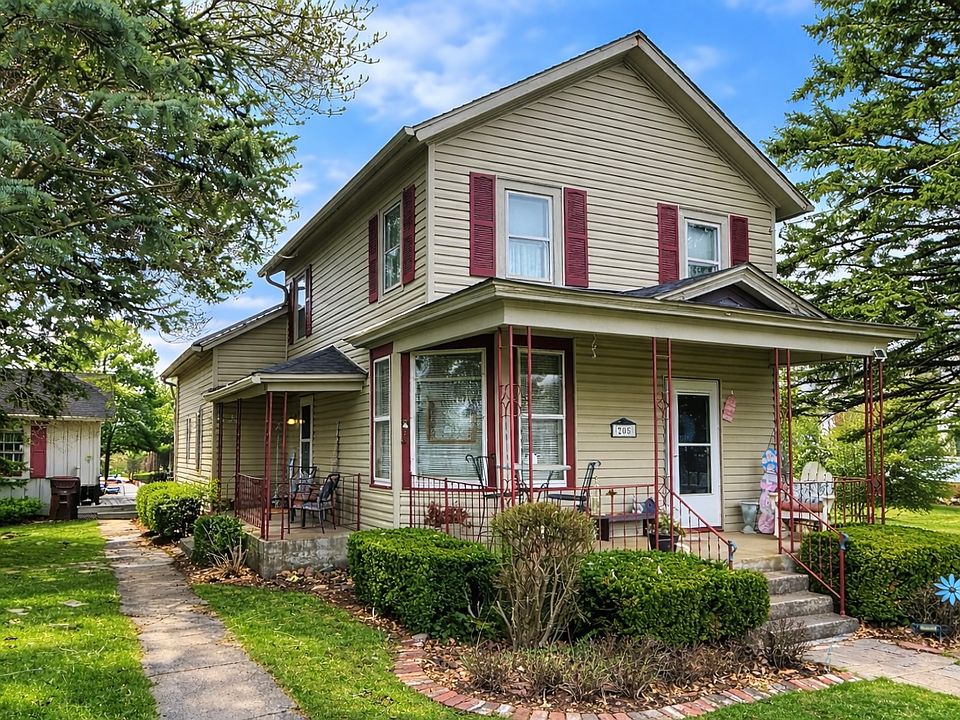 1st image of 205 N Illini St