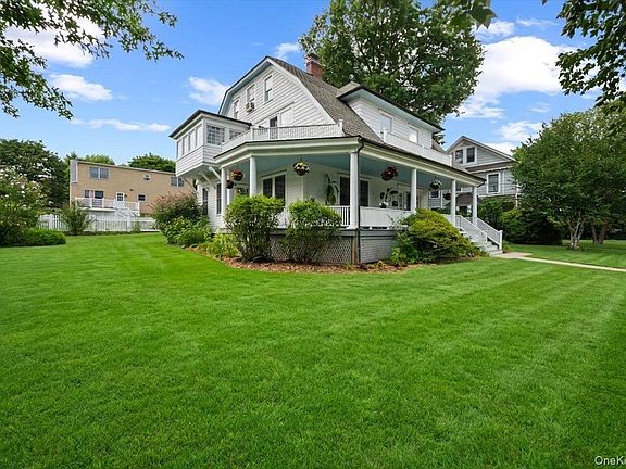 3rd image of 126 Greenridge Avenue