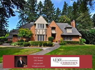 1097 Chandler Rd, Lake Oswego, OR 97034