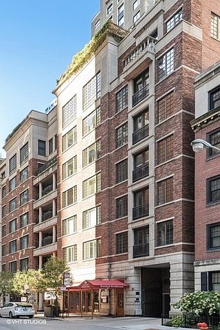 1st image of 190 E Walton St #501