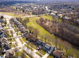 2359 Worthing Dr, Naperville, IL 60565