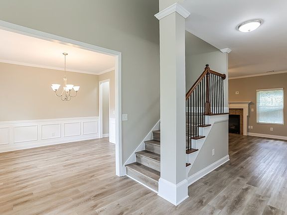 5th image of 1194 Kilrush Dr SE