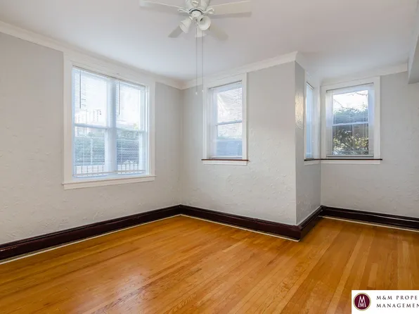 921 Lake Street, 921 Lake St #Gn, Oak Park, IL 60301