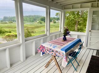 61 E Main St, Vinalhaven, ME 04863