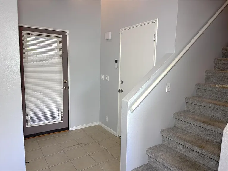 824 Padua Ln — Photo 2