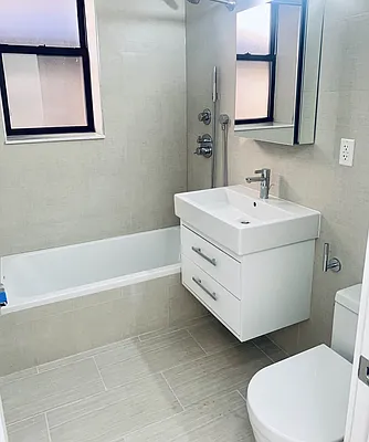 Rented by Platinum Properties | media 23