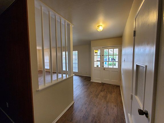 5th image of 7419 Castle Trail Dr