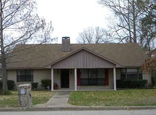 4705 Champions Dr, Lufkin, TX 75901