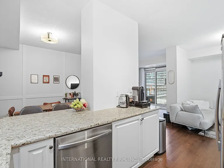 628 Fleet St #711 — Photo 11