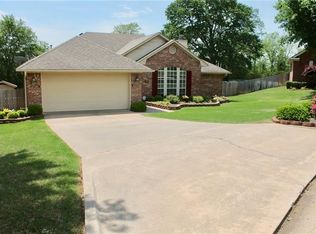 8600 Maelin Ct, Fort Smith, AR 72903