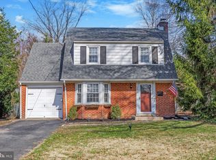 2307 Franklin Ave, Secane, PA 19018