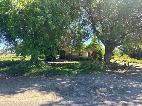 224 Yosemite Meadows Dr, Modesto, CA 95357