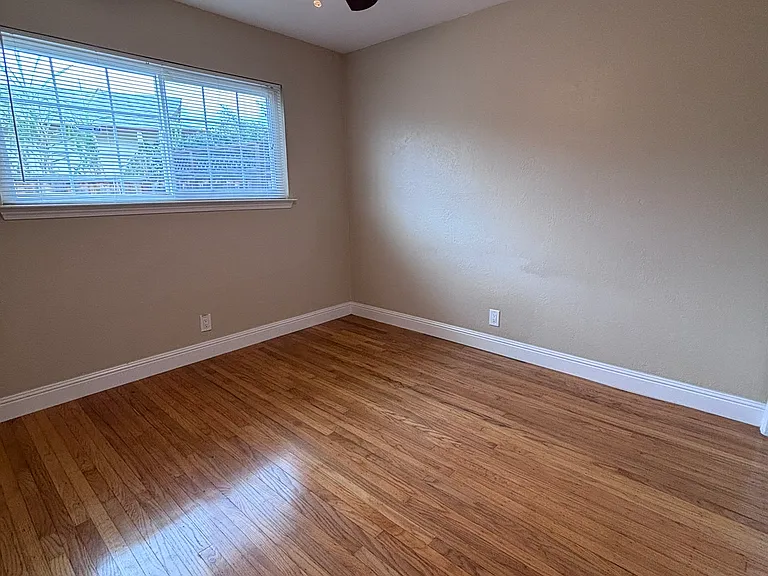 4901 Yellowstone Park Dr — Photo 21