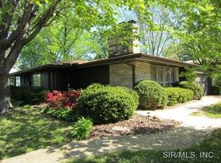831 W Taylor St, Vandalia, IL 62471