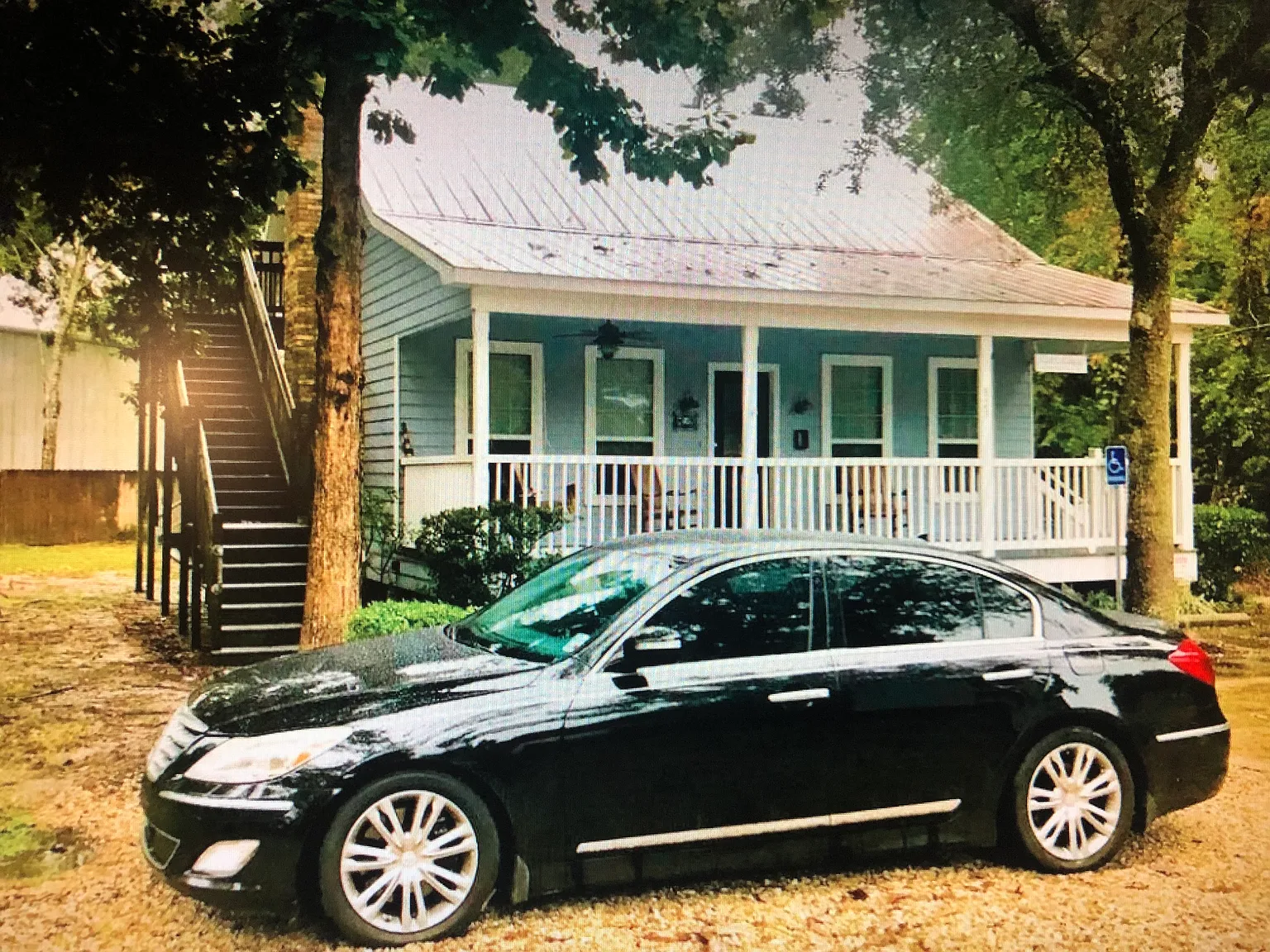 3 bed, 2.5 bath, 1750 sqft, $2,500 — Photo 3