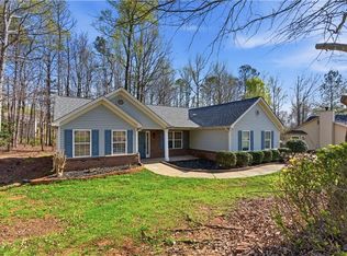 171 Laurel Oaks Ln, Jefferson, GA 30549