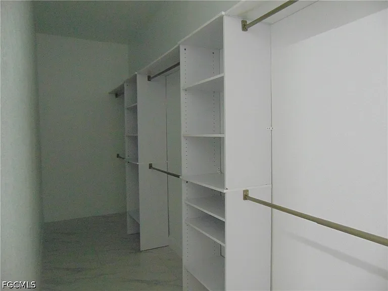 9020 E Castle Cir — Photo 14