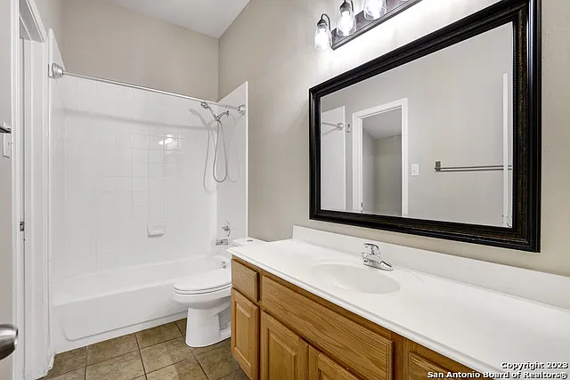 12943 Palatine Hl — Photo 22