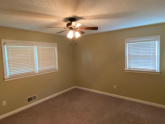 5th image of 1717 Lennox Way