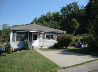 187 Glenn Ave, Jeannette, PA