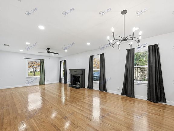 5th image of 1622 Hollywood Ave