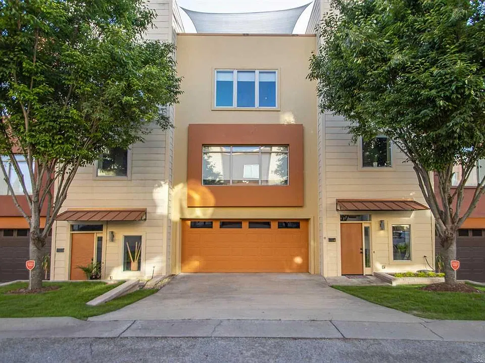 104 Vertical Lofts Dr